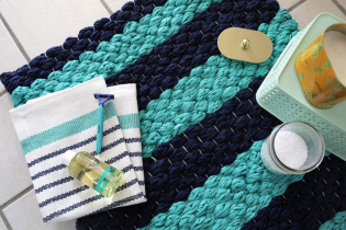 How to make a do-it-yourself bathroom rug? Step by step instructions.
