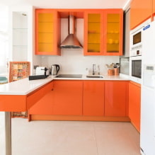 Narancssárga konyha a belső térben: tervezési jellemzők, kombinációk, függönyök és tapéta-2 választás
