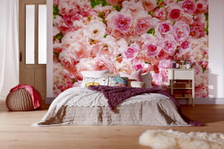 Fotótapéta virággal a belső térben: élő fali dekoráció a lakásában