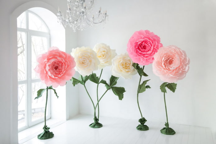 How to make large flowers from corrugated paper? MK step by step