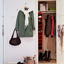 Dressing room in the hallway: views, photos in the interior, design ideas-4