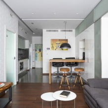 Hogyan lehet díszíteni egy 17 négyzetméteres konyha-nappali belső kialakítását? -1