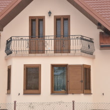 Balkon in einem Privathaus: Aussicht, Dekoration und Design (50 Fotos) -1