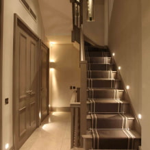 Осветљење степеништа у кући: стварне фотографије и примери осветљења-2