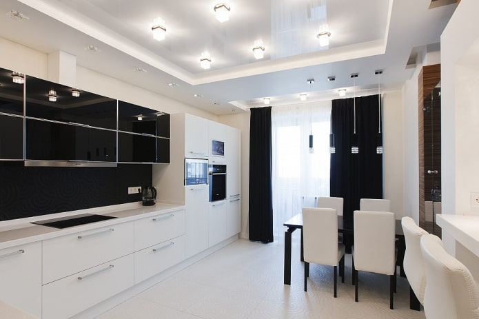 วิธีการจัดแสงในห้องครัวที่มีเพดานยืด?