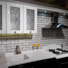 A konyha dekorálása PVC panelekkel: előnyök és hátrányok, alkalmazások, tervezési ötletek-2