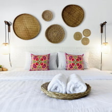 What to hang over the bed in the bedroom? 10 interesting ideas-0