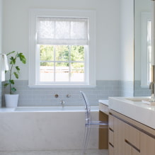Ablakos fürdőszoba: fotók a belső térben és a tervezési ötletek-4