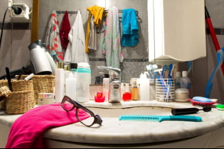 7 familiar things that definitely don't belong in the bathroom
