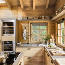 Merkmale der Fertigstellung der Küche in einem Holzhaus-0