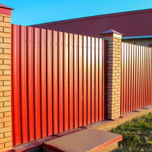 Photos and types of fences made of corrugated board for a private house-2