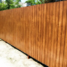 Photos and types of fences made of corrugated board for a private house-6