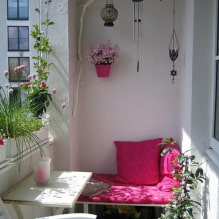 How beautiful to arrange a small balcony-2