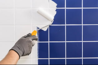How to paint your bathroom tiles yourself?