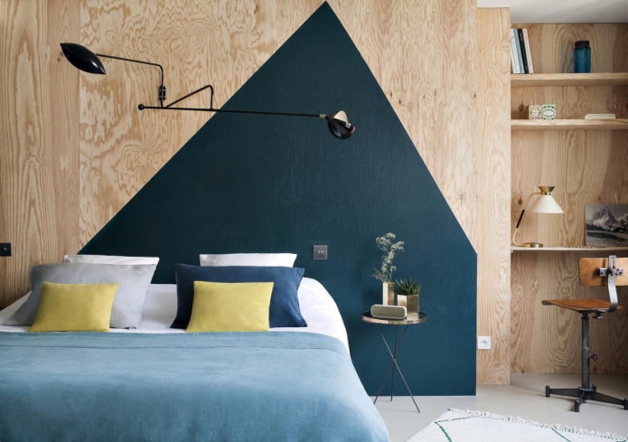 How to decorate the walls if you are tired of the wallpaper?