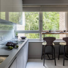 Hogyan lehet felszerelni egy konyhát ablakkal? -0