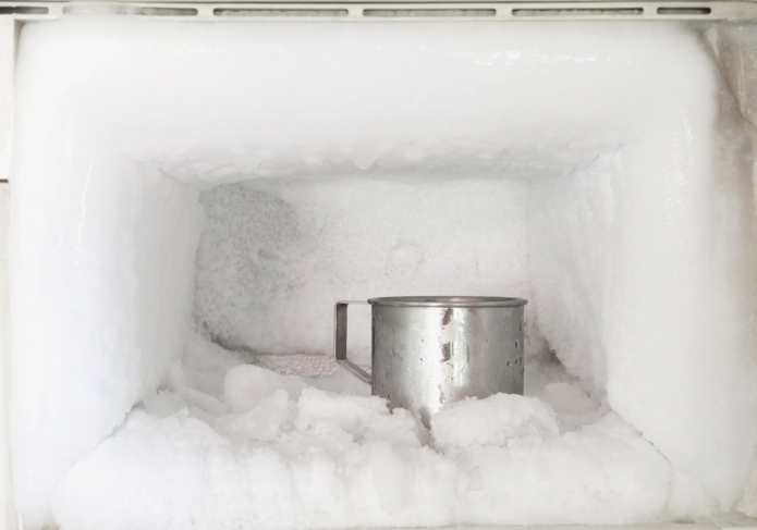 วิธีการละลายตู้เย็นที่บ้าน?