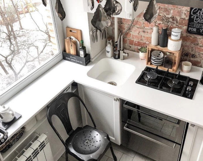 Како уштедети простор у малој кухињи?