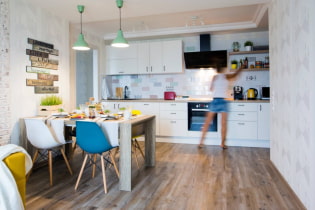 Hogyan válasszunk és használjunk laminált padlót a konyhában?
