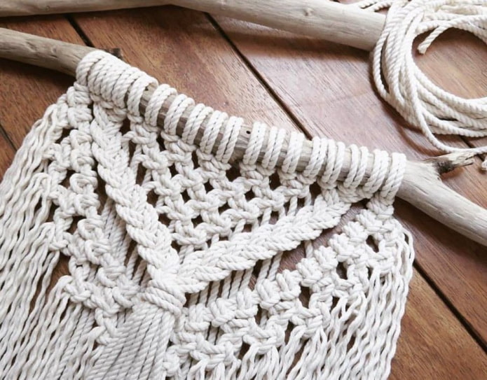 How does macrame look in the interior?