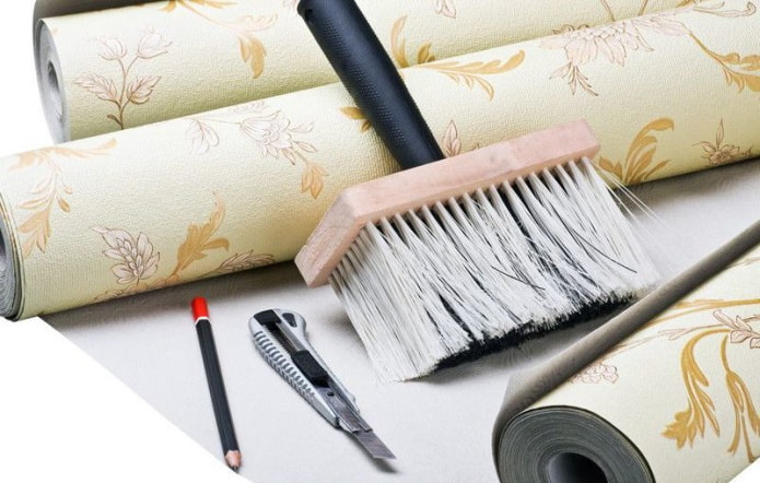 How to glue wallpaper with your own hands: tools, wall preparation, glue, step-by-step master class