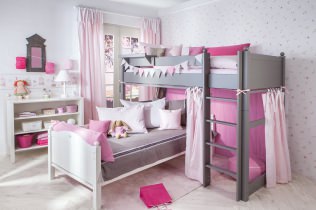 Gyermekszoba rózsaszínű
