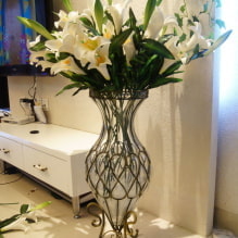Floor vases in the interior: types, design, shape, color, style, filling options-7