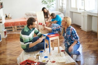 Поправак у пракси: како сами фарбати намештај